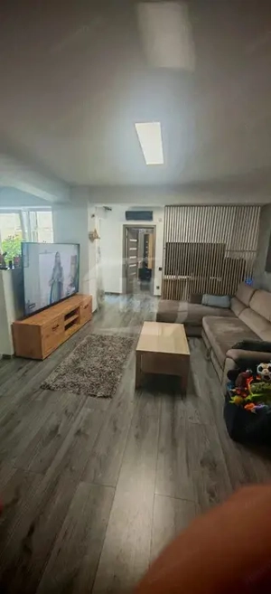 Apartament 2 camere, terasa 25 mp utili, cartier Marasti