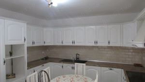 vând casă compusă din 3 clădiri amenajate mobilate Deva Cristur - imagine 2