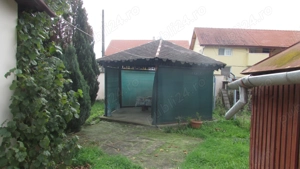 vând casă compusă din 3 clădiri amenajate mobilate Deva Cristur - imagine 9