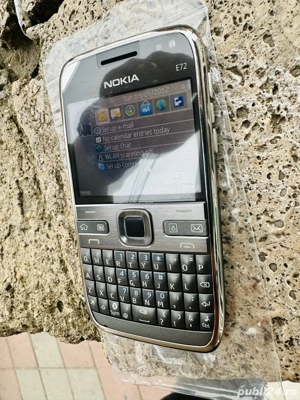 Nokia e72 aproape nou , model RM-530 , Made in Finland
