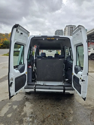 Ford Tourneo Connect cu rampă scaun rulant  - imagine 5