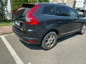 Volvo XC60 2.4 D4 AWD  - imagine 3