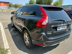 Volvo XC60 2.4 D4 AWD  - imagine 4