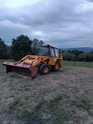 Vând buldoexcavator JCB - imagine 5
