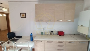 Apartament spațios cu 4 camere | Zona Medicină | Termen lung - imagine 2