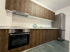 Apartament cu 3 camere, bloc nou, parcare subterana, str. Revolutiei. - imagine 2 Apartament cu 3 camere, bloc nou, parcare subterana, str. Revolutiei. - imagine 2