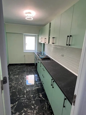 Apartament 2 camere, etaj 2, zona semicentrala Piatra Neamt