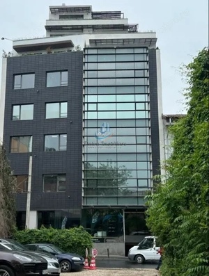 Spatiu comercial de vanzare pentru birouri, PIATA VICTORIEI 335 mp