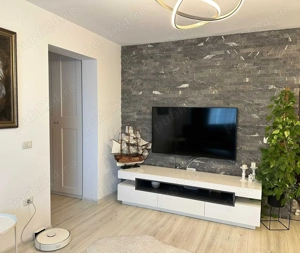 Apartament 2 camere zona TRACTORUL