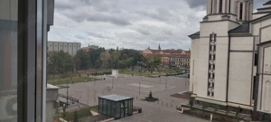 Vand apartament 4 camere