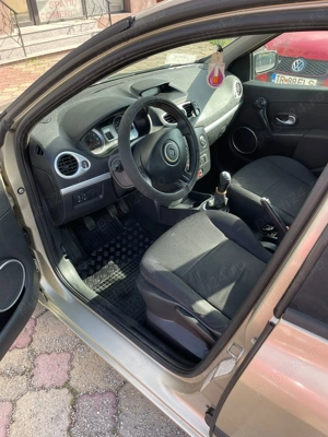 Renault clio - imagine 2