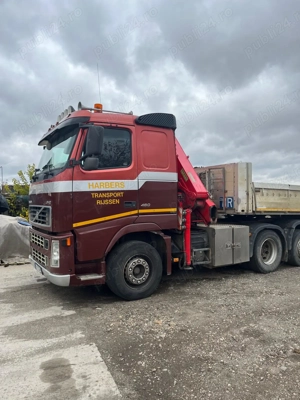 Camion Volvo 2004 - imagine 2