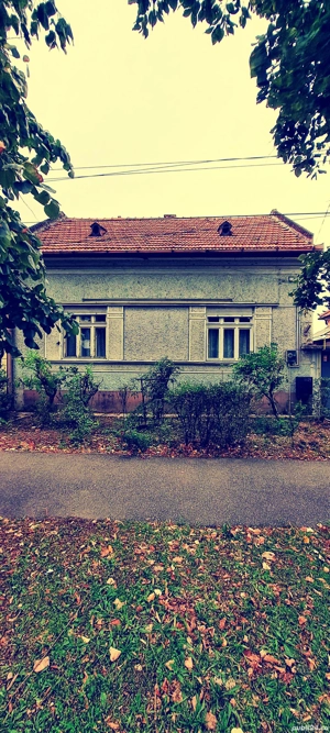 Vând casă 3 camere,singur în curte,  str. Horea,  s.t.= 500 m ,in Oradea