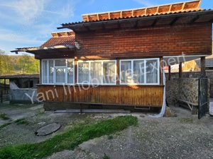 Casă + spațiu comercial de vânzare în comuna Băiculești, sat Tutana, județ Argeș. - imagine 4