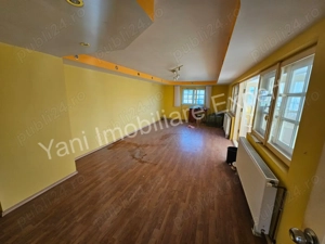 Casă + spațiu comercial de vânzare în comuna Băiculești, sat Tutana, județ Argeș. - imagine 11