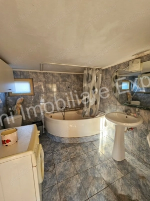 Casă + spațiu comercial de vânzare în comuna Băiculești, sat Tutana, județ Argeș. - imagine 10