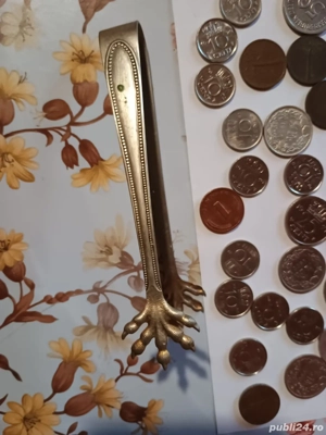 vând diverse obiecte vechi 