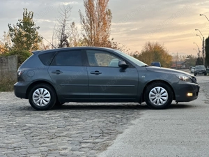 Mazda 3*proprietar-ofer contract+fiscal pe loc*1.6 benzina*af.2008 ! - imagine 7 Mazda 3*proprietar-ofer contract+fiscal pe loc*1.6 benzina*af.2008 ! - imagine 7