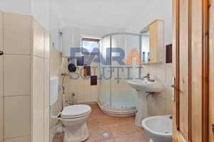 Vilă cu 6 dormitoare, 2 garaje, anexe multiple - 2076 mp teren - imagine 14 Vilă cu 6 dormitoare, 2 garaje, anexe multiple - 2076 mp teren - imagine 14