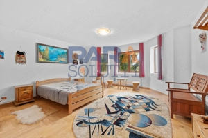 Vilă cu 6 dormitoare, 2 garaje, anexe multiple - 2076 mp teren - imagine 12 Vilă cu 6 dormitoare, 2 garaje, anexe multiple - 2076 mp teren - imagine 12