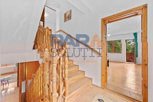 Vilă cu 6 dormitoare, 2 garaje, anexe multiple - 2076 mp teren - imagine 15 Vilă cu 6 dormitoare, 2 garaje, anexe multiple - 2076 mp teren - imagine 15