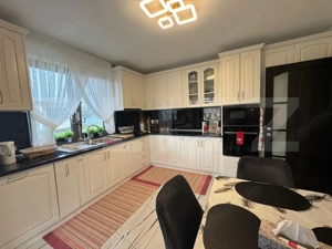 Casa moderna cu elemente traditionale , 306 mp utili , 2500 mp teren , Moara  - imagine 7