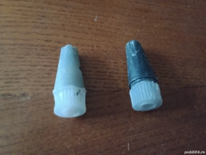 2 protectii cu capac pentru fire electrice 