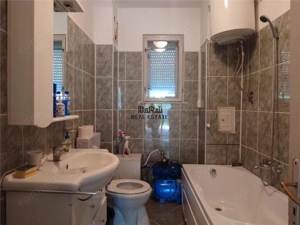 Casa P+M cu teren generos si loturi suplimentare in Baia de Cris - imagine 10