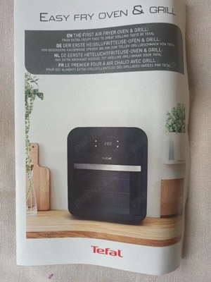 De vanzare - Friteuza electrica cu aer cald, brand "Tefal"