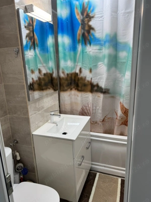 Proprietar inchiriez garsoniera