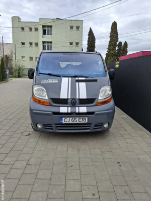 Renault Trafic 2  motorizare 2.5 dci