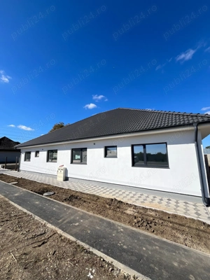 Casa tip duplex de vanzare