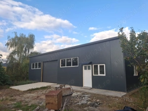 Dau in chirie Hala 120 m2