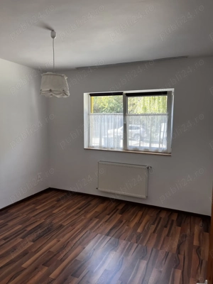 Proprietar - vând apartament 3 camere, 2 parcări, curte (lângă padure) - imagine 3