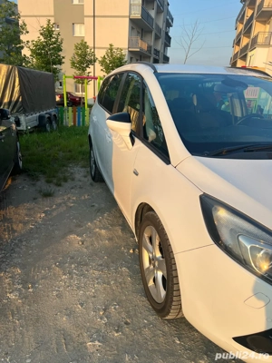 Vand Opel Zafira C 1.6 CNG - imagine 9 Vand Opel Zafira C 1.6 CNG - imagine 9