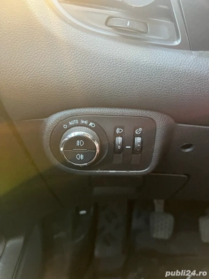 Vand Opel Zafira C 1.6 CNG - imagine 6 Vand Opel Zafira C 1.6 CNG - imagine 6