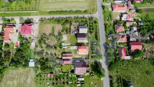 Casă spațioasă în Frumușeni, cu teren generos de 1200 mp