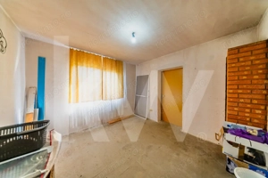 Casă spațioasă în Frumușeni, cu teren generos de 1200 mp - imagine 17