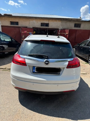 De vânzare Opel Insignia Sports Tourer SW, an de fabricație 2013 Motor 2.0 Diesel, 131 cp Pret 3700