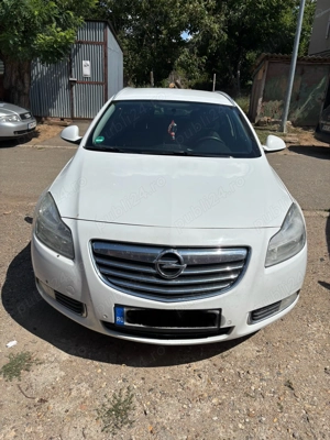 De vânzare Opel Insignia Sports Tourer SW, an de fabricație 2013 Motor 2.0 Diesel, 131 cp Pret 3700  - imagine 2