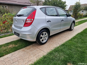 Hyundai i30 Benzină 2009 - imagine 3