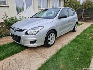 Hyundai i30 Benzină 2009 - imagine 2