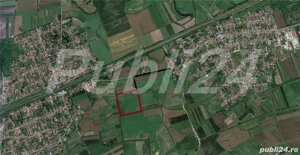 Vand parcele teren intravilan Utvin, cu utilitati si case in curs, posibilitate rate