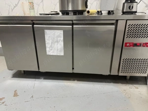 Masa rece profesională cu 3 uși   stare foarte bună