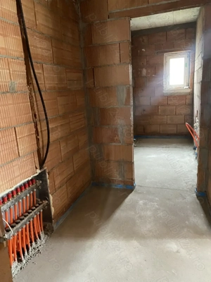 Zona Braytim, BLOC NOU, apartament 3 camere decomandat, etaj 1, 70 mp utili, preț 2100 euro mp - imagine 10