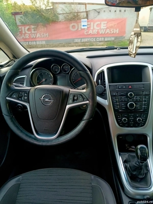 Opel Astra J 1.6D Euro 6 - imagine 6