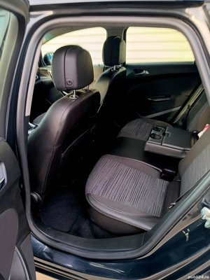 Opel Astra J 1.6D Euro 6 - imagine 8