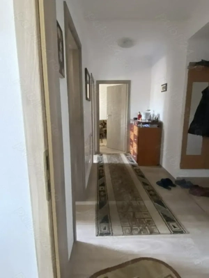 Zona Torontal,Cartier Ring, apartament 2 camere,decomandat, etaj 7 din 8,preț 126000 euro negociabil - imagine 6