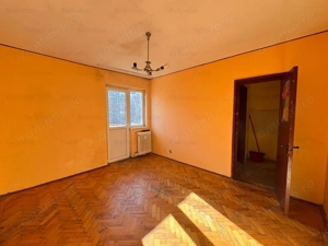 Vanzare apartament 2 camere Piata Sudului - Sos Oltenitei | necesita renovare | - imagine 2