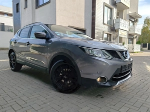Nissan Qashqai Tekna 4x4 DCI NAviPieleXenonLedPanoramicCmr360InczScauneKEyLesGo etc ! - imagine 2 Nissan Qashqai Tekna 4x4 DCI NAviPieleXenonLedPanoramicCmr360InczScauneKEyLesGo etc ! - imagine 2